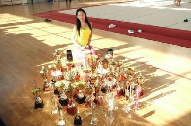 浙大美女体育老师郭虹颜值爆表 校园女神玩的就是清纯