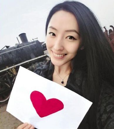 浙大美女体育老师郭虹颜值爆表 校园女神玩的就是清纯