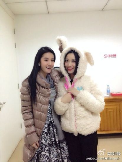 娱乐圈铁关系:郑恺陪陈赫割阑尾杨幂力挺唐嫣