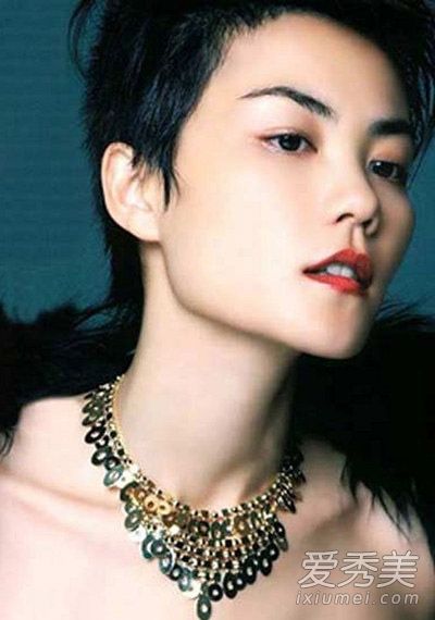孙俪刘涛舒淇 10大美艳<em>国字脸</em>女星发型PK--山