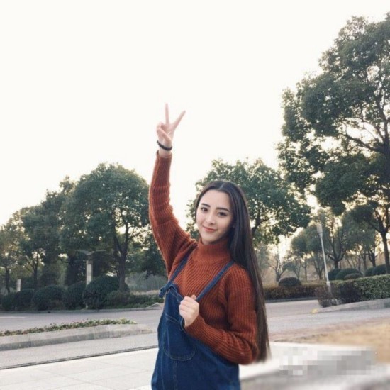浙大<em>美女</em>体育<em>老师</em>郭虹颜值爆表 校园女神玩的
