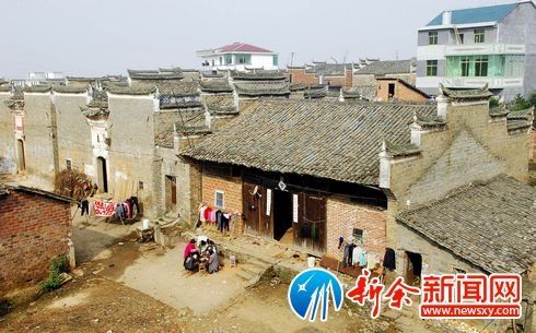 政策解读     为保护发展我市传统村落和古建筑,传承和弘扬新余
