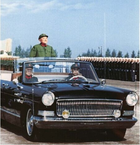 红旗车:领袖座驾的政治标签