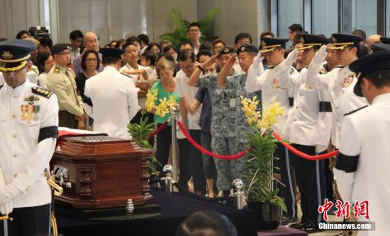 新加坡将为李光耀举行国葬 民航局划临时禁飞