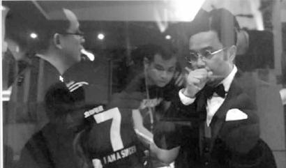 孙楠退赛 汪涵紧急救场获网友及同行点赞