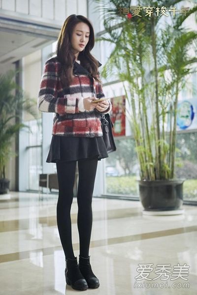 张翰娜扎恋情疑公开 古力娜扎郑爽海量美照PK