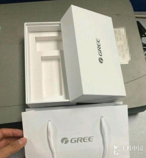 格力手機包裝曝光 