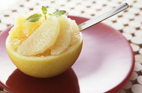 餐前吃柚子,减重降糖