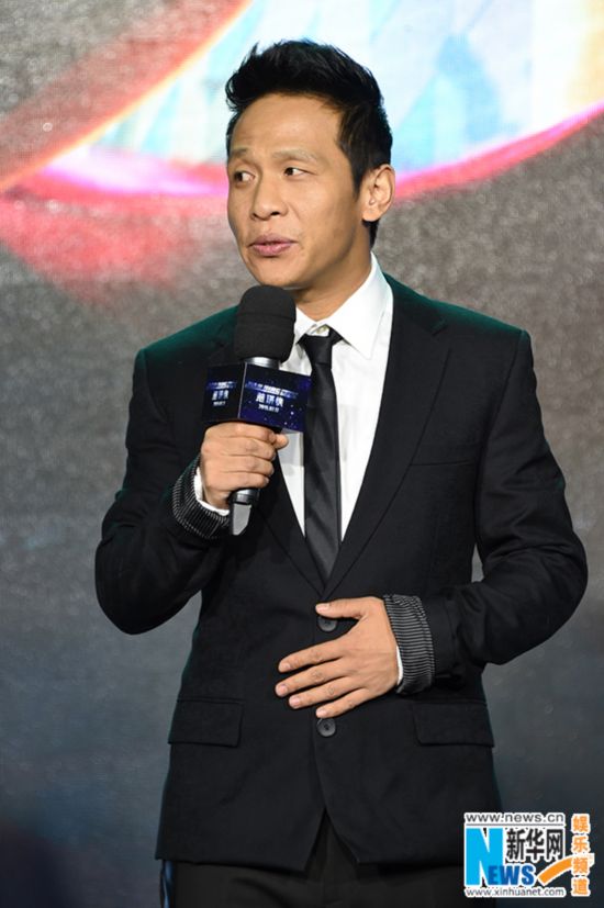 陈赫林更新"拒演"《煎饼侠》 大鹏享艳福横抱宋小宝