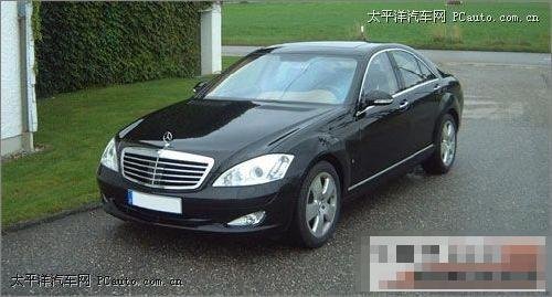 �Ա�ɽŮ���ݳ����� ��լ��ʹ��ɻ�������(ͼ)