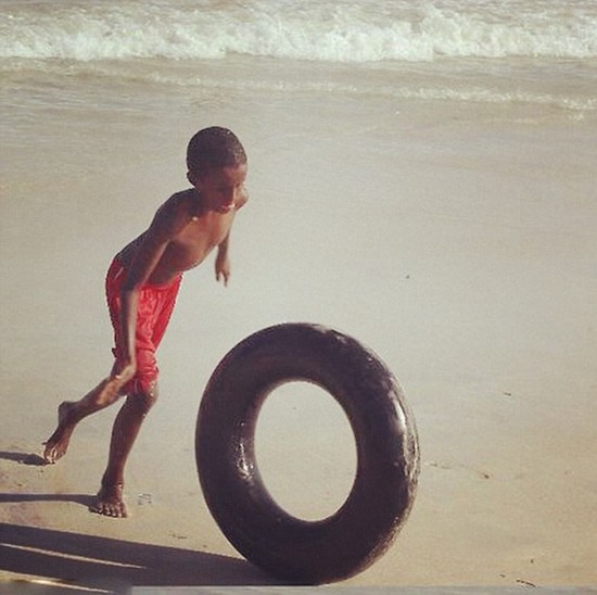 索马里女孩网晒照片展示真实祖国(图)