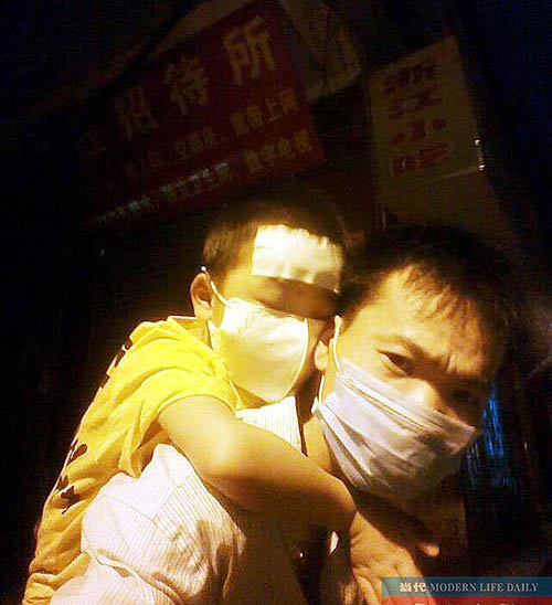 摆摊卖内衣_摆摊卖花图片(3)