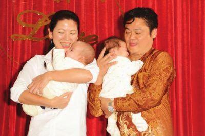 周迅怀孕大肚照曝光 揭娱乐圈高龄产妇辛酸事