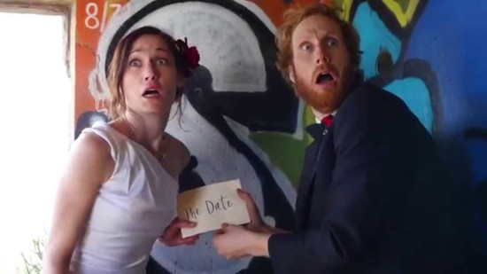 美国新人拍007风格短片邀亲朋好友赴宴(组图)