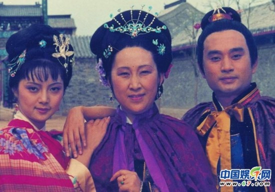 87版红楼梦拍摄花絮首曝光 林黛玉贾宝玉卸妆