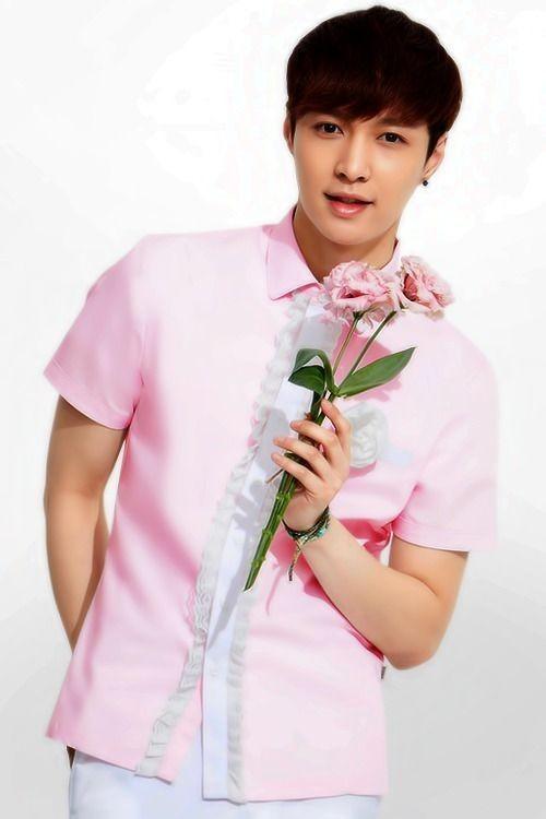 张艺兴工作室成立 SM娱乐展开本土化经纪模式