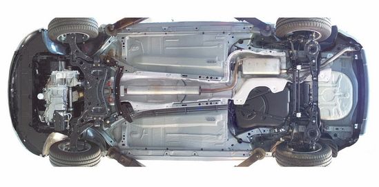 铁油箱真不安全 浅议汽车油箱材质