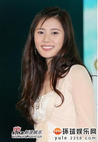 韩国演员秋瓷炫自爆曾经暗恋过笑星刘在石,当年参加kbs2tv的《happy