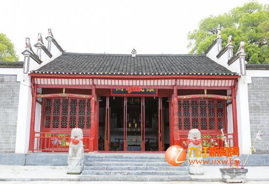 祠堂正面。
