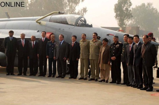 超级枭龙JF17Block2总装线曝光