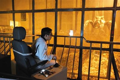 北京最大生活垃圾处理设施年底建成 明年试运行
