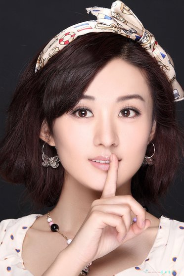 <em>赵丽颖</em>被轰滚出娱乐圈6大罪证:撒谎整容嫉妒杨