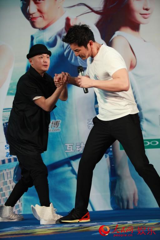 《奔跑吧兄弟2》回归 王祖蓝更爷们李晨得名