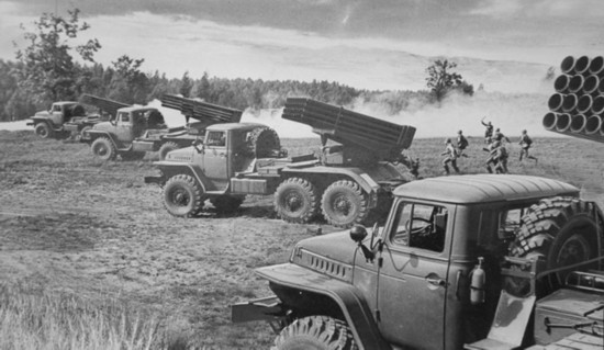 超写实铅笔画再现苏联红军震撼的钢铁洪流(组图)