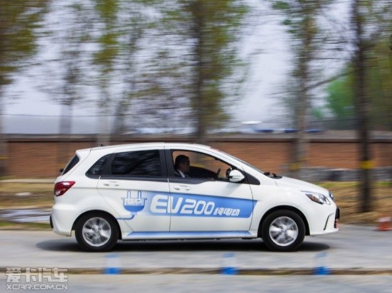 EV200