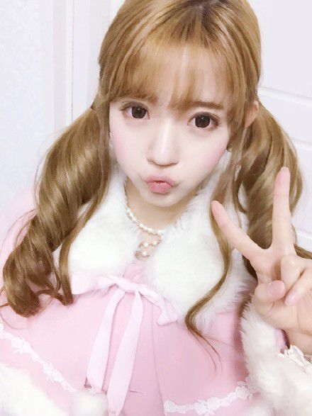 韩国颜值逆天女孩Yurisa更新微博 表示会来中国