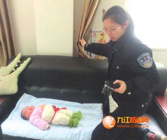 九江:宝宝满月就办港澳通行证