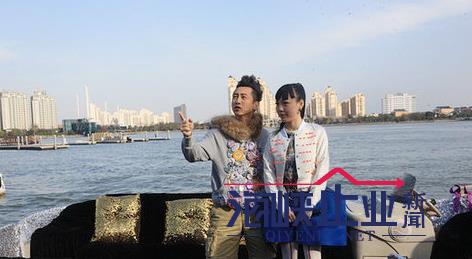 吴莫愁庾澄庆<em>同居</em>窗边寻欢 庾澄庆家世曝光--重