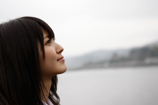 日本90后电眼萌妹铃木爱理制服秀 气质清新(高清)