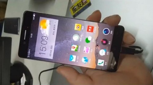 无边框已成潮流 OPPO R7真机视频曝光