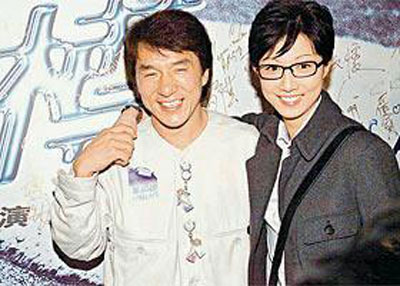 成龙承认小龙女 揭秘成龙吴绮莉的爱恨史--人民