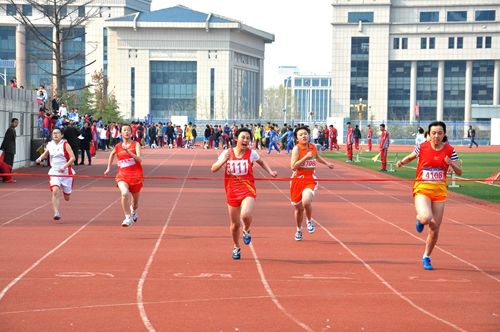 山东日照五莲县举行2015年体彩杯田径联赛