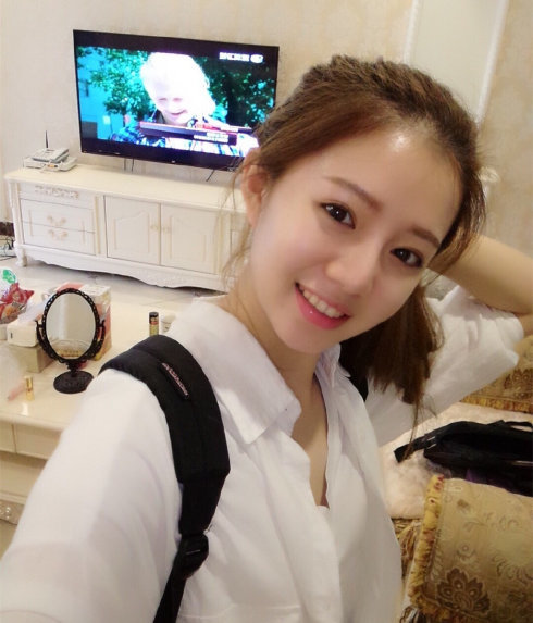 18岁湖南师大附中校花惊天颜值惹人醉(组图)