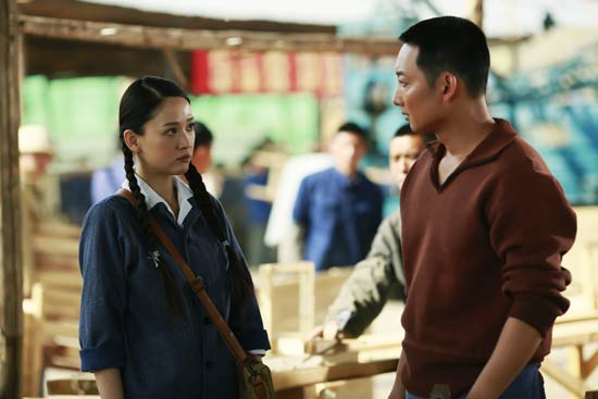 电影《北京时间》热拍 李保田陈乔恩跨越牵手