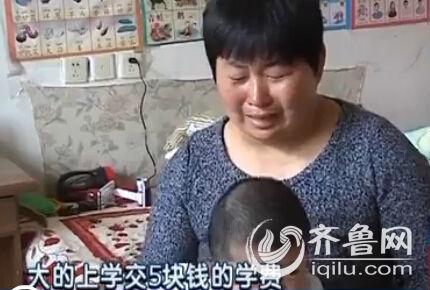 东:女婴手脚似猪蹄需手术 父亲外出打工失联数