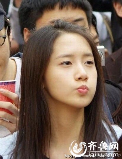 郑爽林允儿杨紫周冬雨 曝90后女星水嫩素颜照