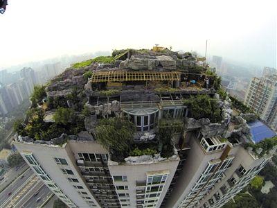 北京最牛违建被拆除后疑似在楼顶建造鱼塘