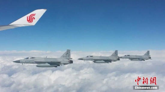 外媒称巴铁再购110架枭龙 占中国军售总额40