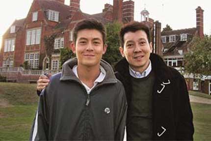 黄子韬解约或退娱乐圈是爸爸要求?有事父母挡