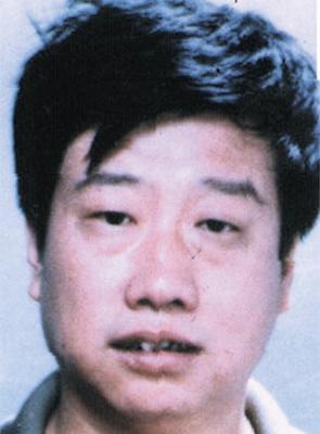 红色通缉令之最年轻逃犯：婚后半年抛妻赴美