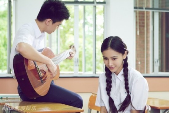 陈都灵刘亦菲关晓彤吴亦凡杨洋高颜值拯救校服