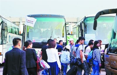 南京旅游集散中心在汽车东站迎客 方便短途游