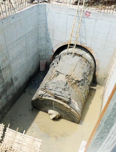 扬州史上最长顶管工程竣工 全长达到1268米