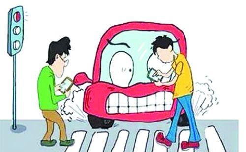 戴耳机被火车拖拽致死只是意外? 盘点:低头族