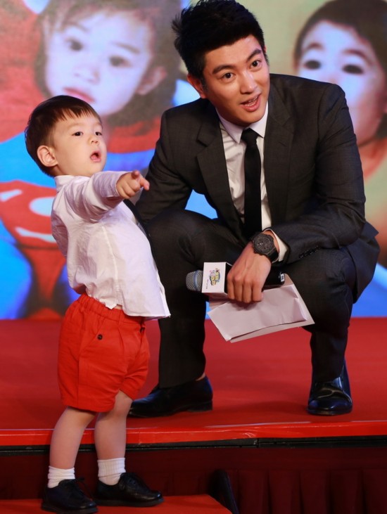 乱点鸳鸯谱!数数《爸爸回来2》的粉红小CP(组