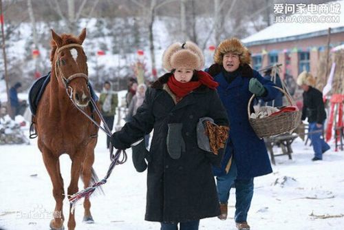我在风衣里藏了把刀_腾讯娱乐：小说里这位刺客叫“聂隐娘”,您觉得她为什么要姓聂？(2)